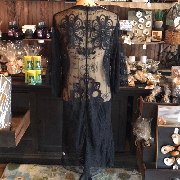 Long coverup - Picture 4 of 4